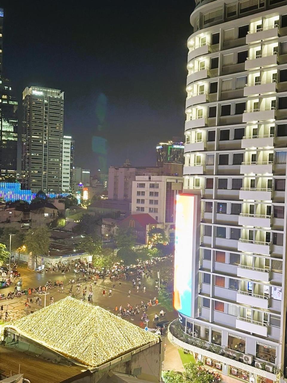 6Even Hotel - Have A Staycation In The Cafe Apartments Building Ho Chi Minh City Exterior photo