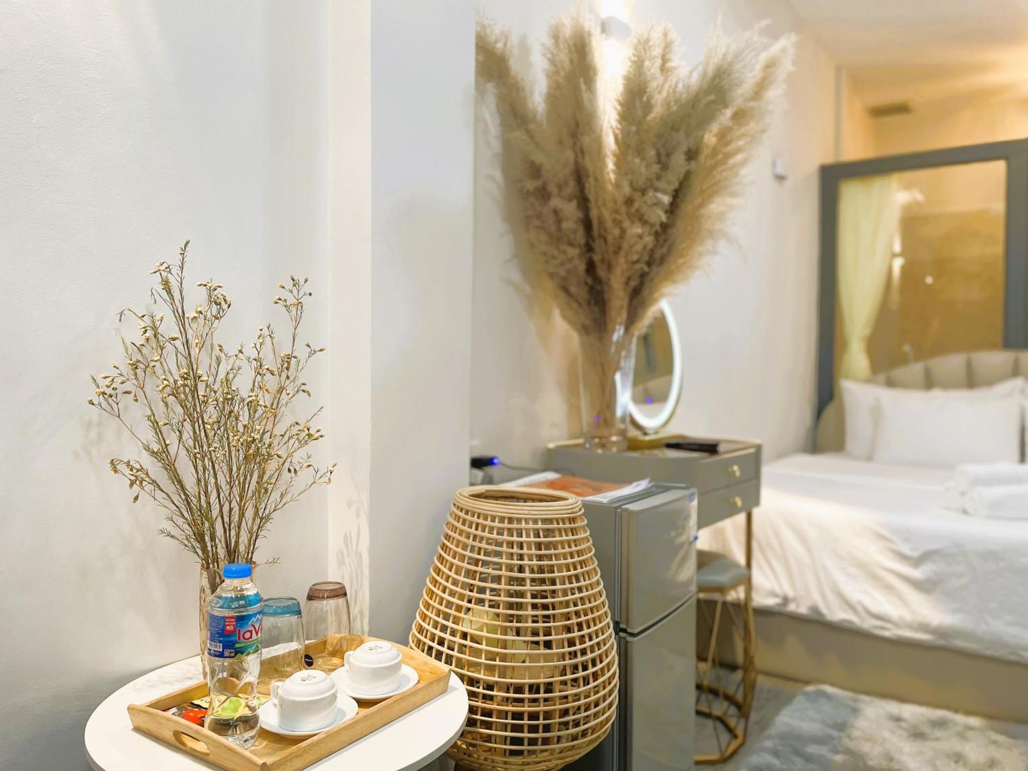 6Even Hotel - Have A Staycation In The Cafe Apartments Building Ho Chi Minh City Exterior photo
