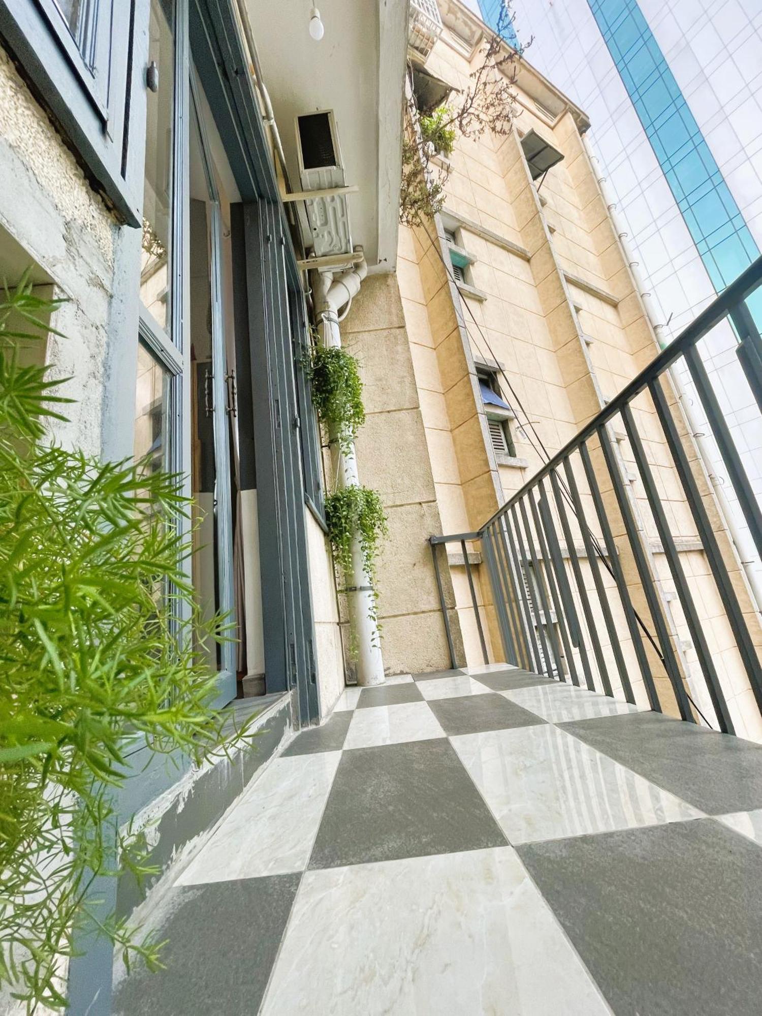 6Even Hotel - Have A Staycation In The Cafe Apartments Building Ho Chi Minh City Exterior photo