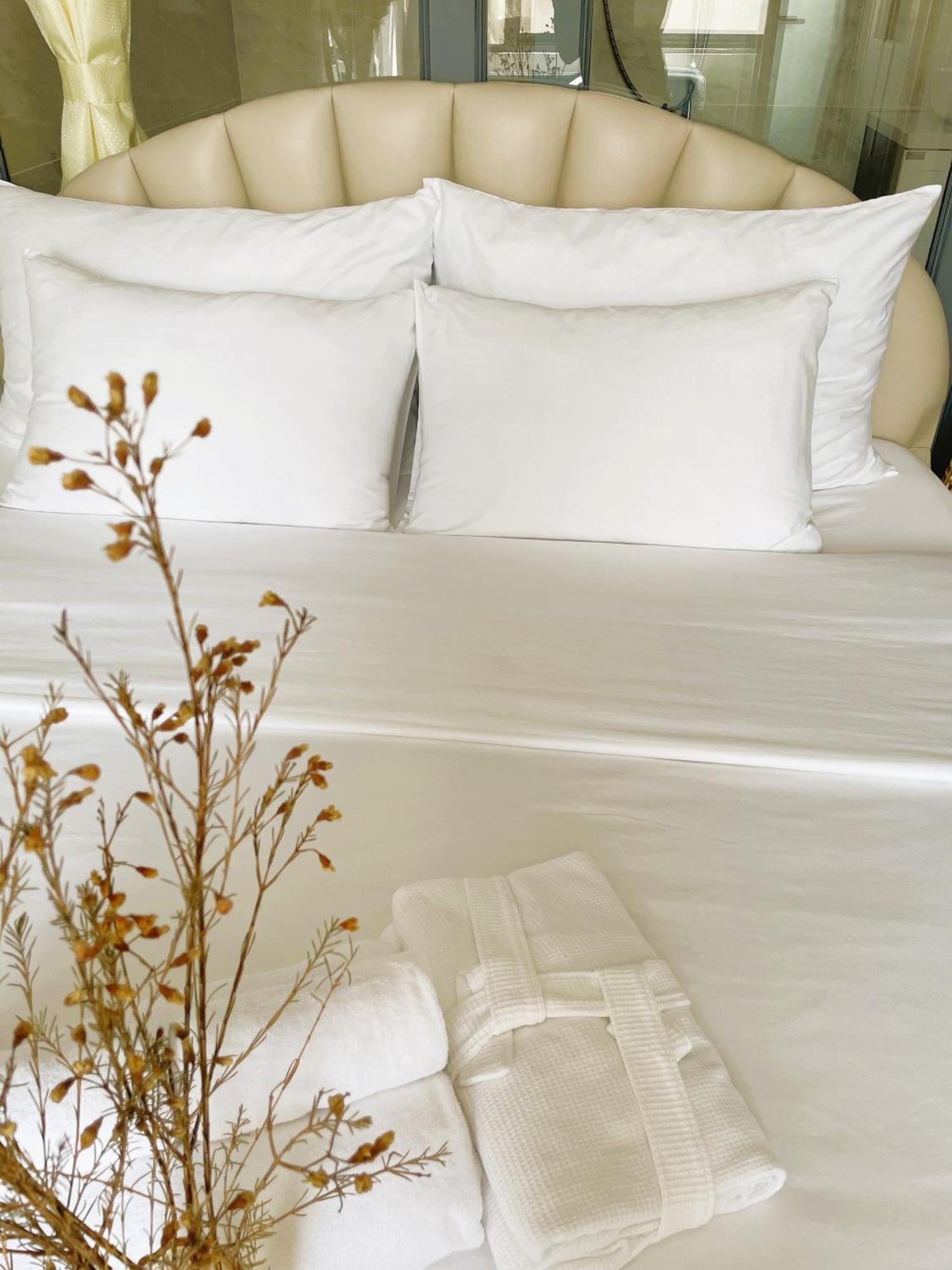 6Even Hotel - Have A Staycation In The Cafe Apartments Building Ho Chi Minh City Exterior photo
