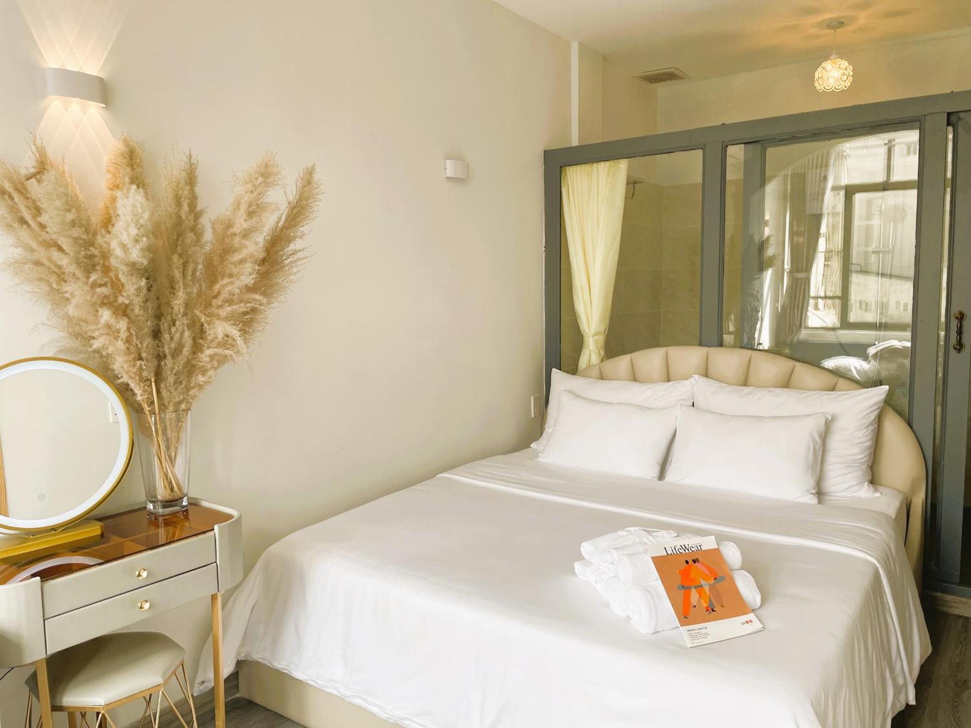 6Even Hotel - Have A Staycation In The Cafe Apartments Building Ho Chi Minh City Exterior photo
