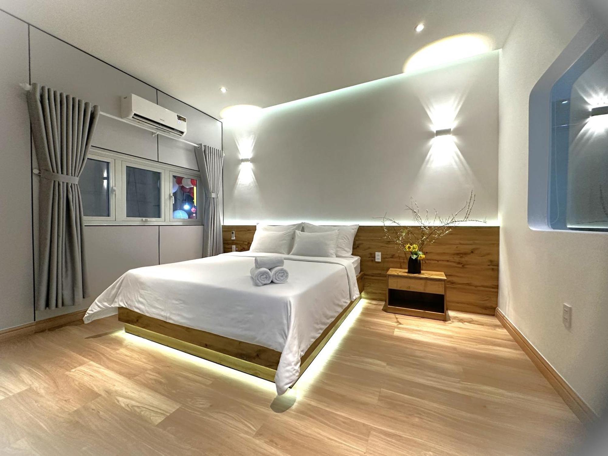 6Even Hotel - Have A Staycation In The Cafe Apartments Building Ho Chi Minh City Exterior photo